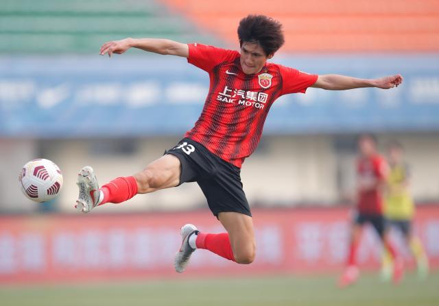天天盈球直播-【中超】刘祝润一锤定音 海港1比0胜广州队锁定亚军
